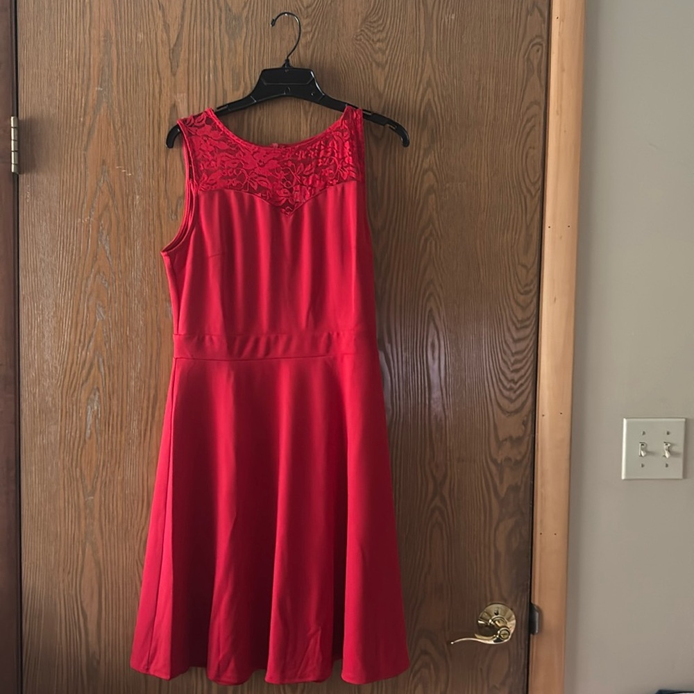 Very Ann Red   dress. Size (Large ) .